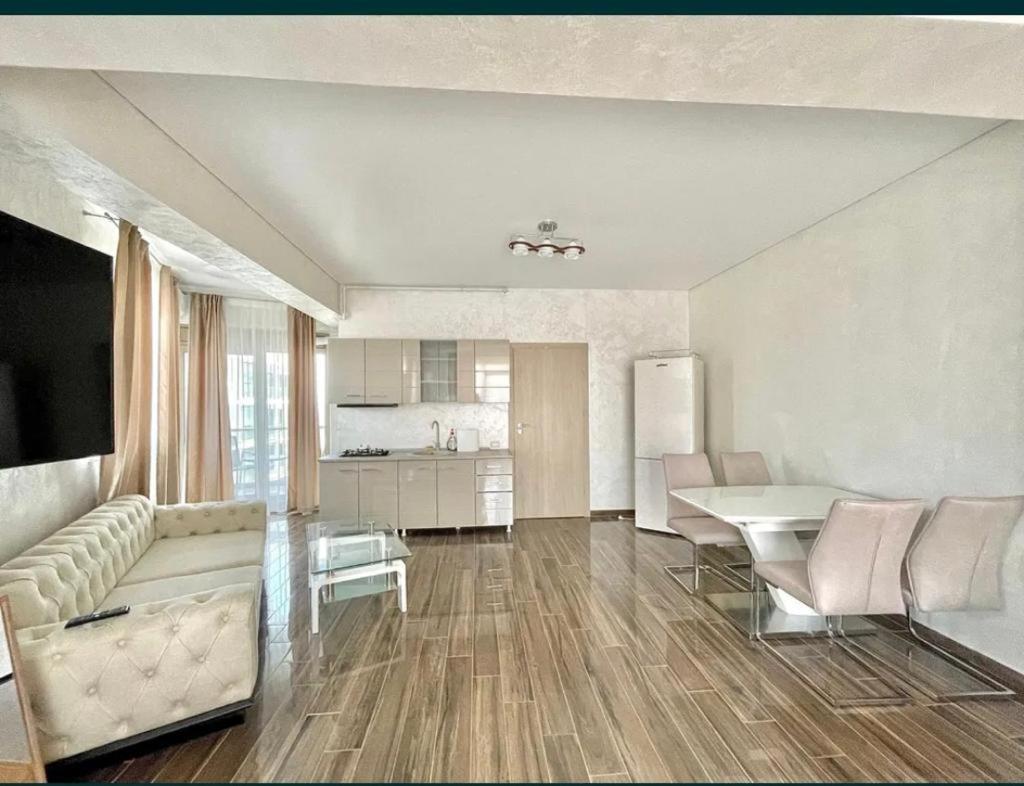 Apartament De Inchiriat Premium Twin Residence , Mamaia Εξωτερικό φωτογραφία
